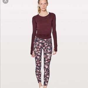 Peony print lululemon athletica pants n sports bra